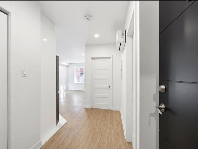 Apartment for rent in St. Leonard's, Quebec