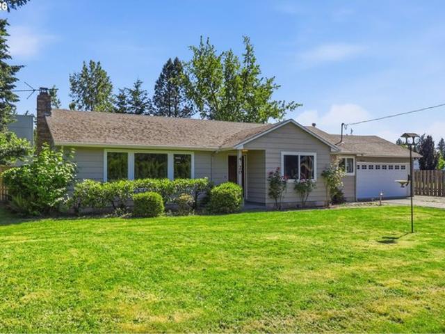 House for sale in Oregonia