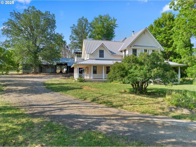 House for sale in Oregonia