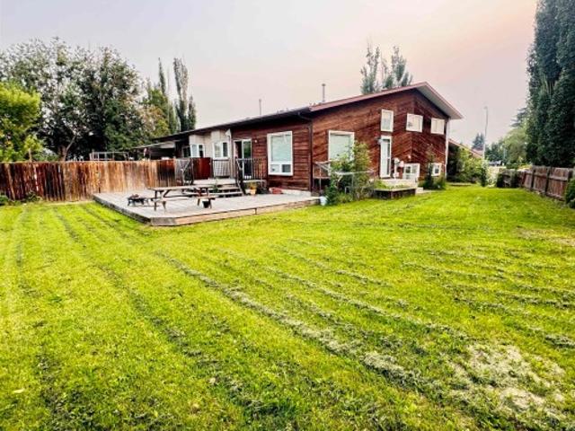 House for sale in Wedgewood, Alberta