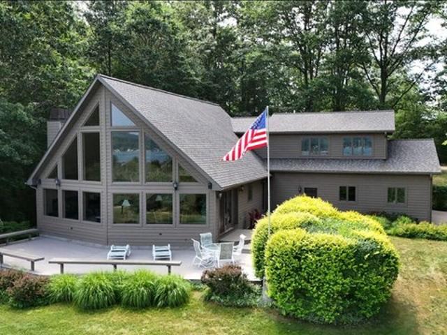 House for sale in Onekama, Michigan