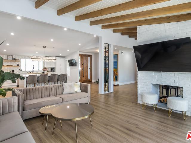 Property for rent in Woodland Hills-Warner Center Neighborhood Council District, Canoga Park