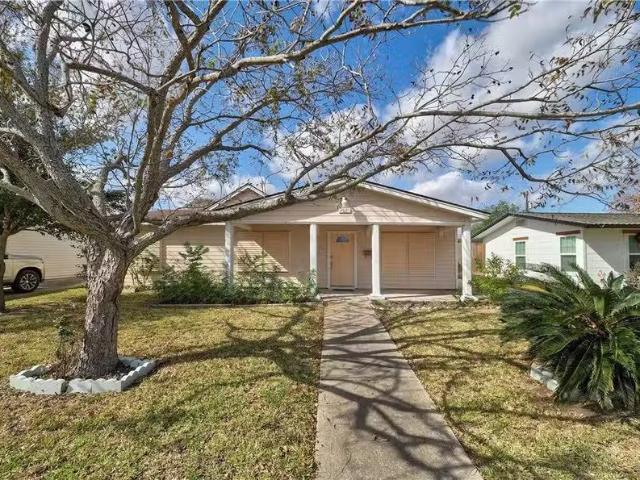 House for sale in Corpus Christi