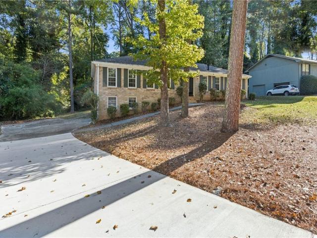 House for sale in Lake Lucerne Estates, Mountain Park