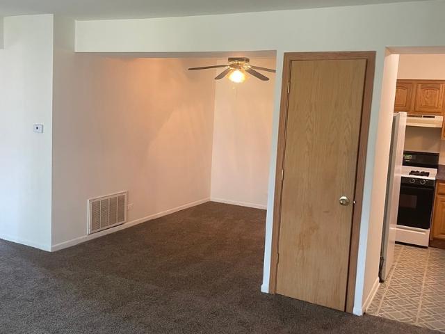 Condo for sale in Oak Lawn, Illinois