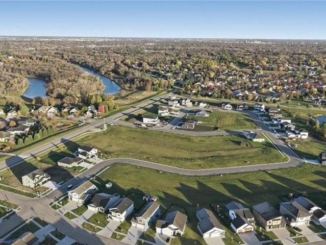 Land for sale in Moorhead, Minnesota