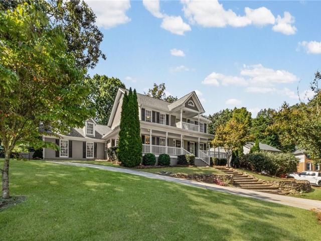 House for sale in Trailridge, Dunwoody