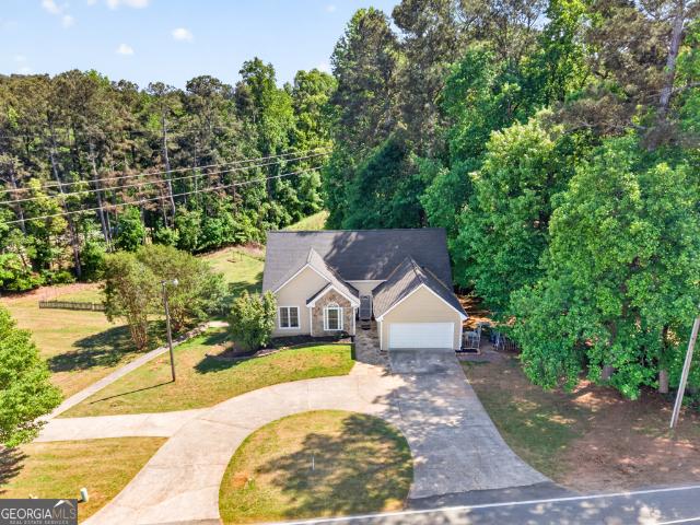 House for sale in Oakwood, Georgia