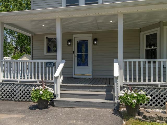 House for sale in Oneida, New York