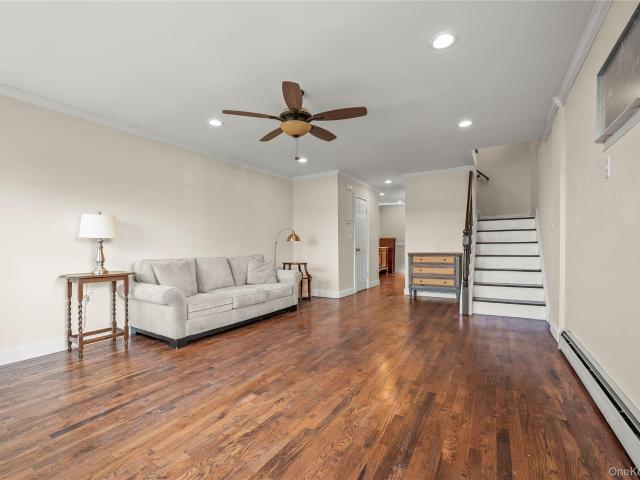House for sale in The Bronx, Mount Vernon