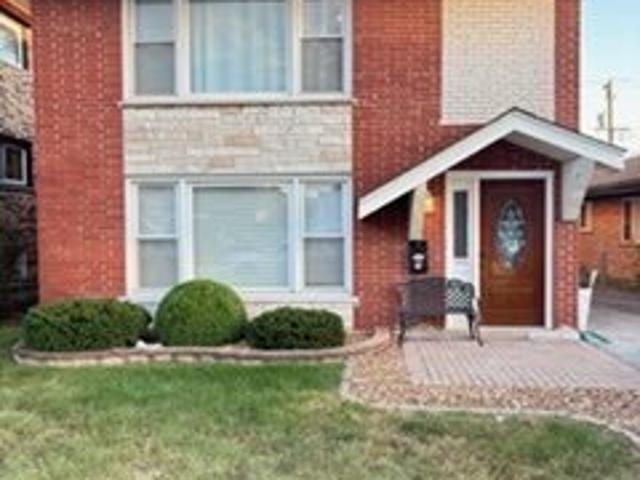 House for sale in Oak Lawn, Illinois