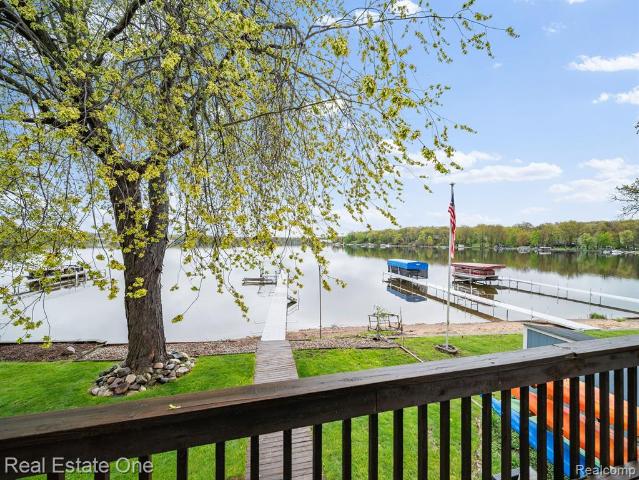 House for sale in Hamburg, Michigan