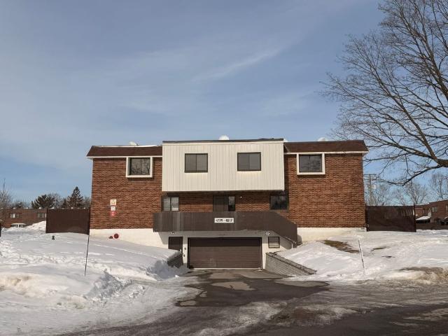 Apartment for rent in Dollard-des-ormeaux, Quebec