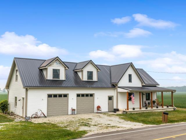 House for sale in Burket, Indiana