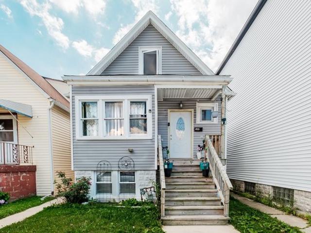 House for sale in Cicero, Illinois