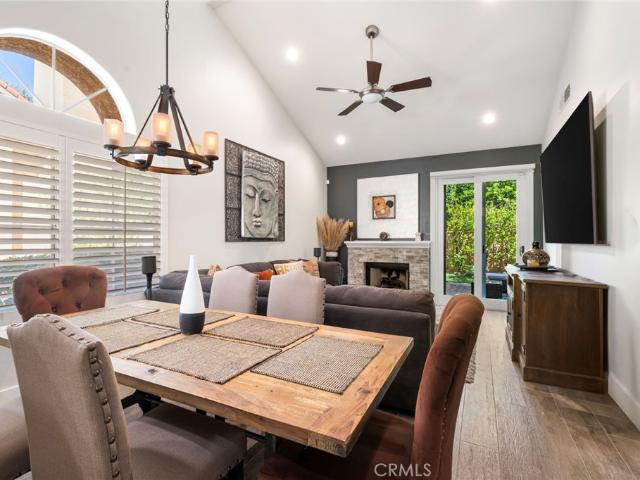 Townhouse for sale in Oak Park, Ventura County