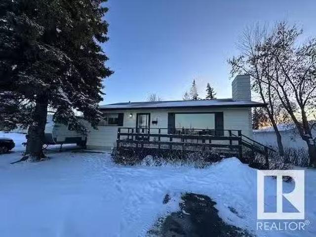 House for sale in Alberta Beach, Alberta