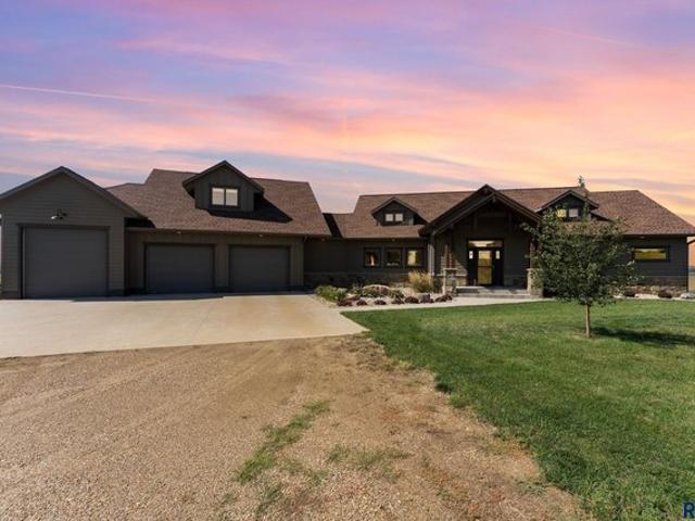 House for sale in Canton, South Dakota