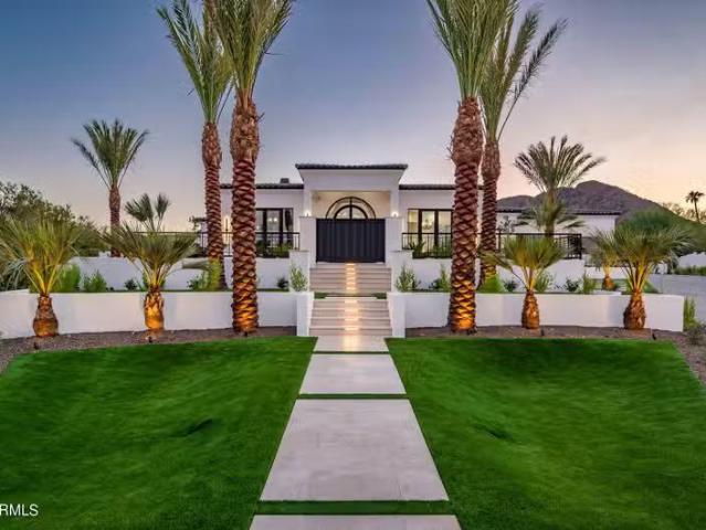House for sale in Paradise Valley
