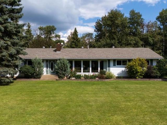 House for sale in Alberta