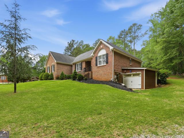 House for sale in Hoschton, Georgia