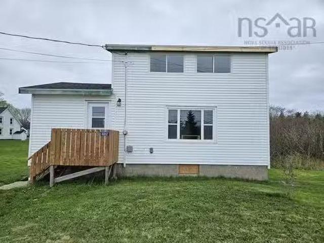 House for sale in Pubnico, Nova Scotia