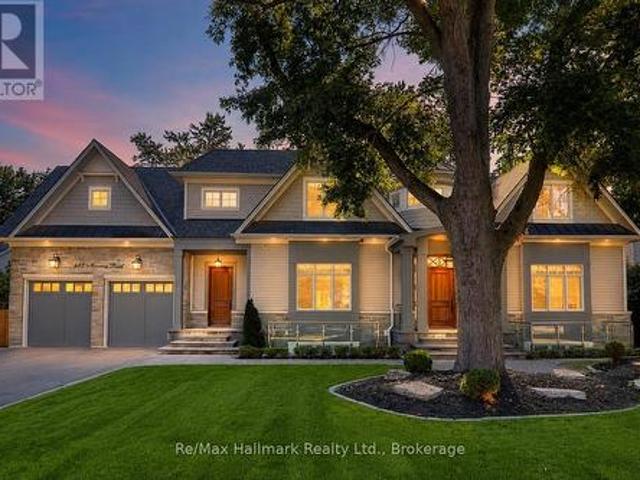 House for sale in Oakville, Ontario