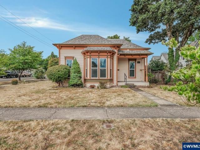 House for sale in Independence, Polk County