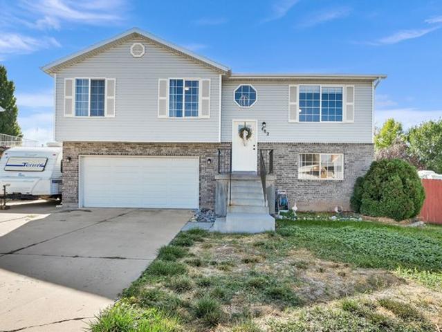 House for sale in Clearfield, Utah