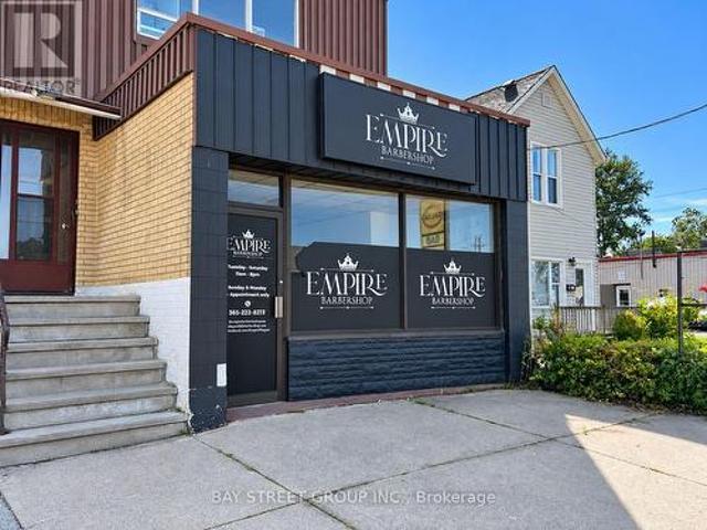 Commercial for rent in Niagara Falls, Golden Horseshoe