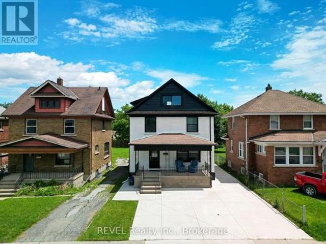 House for sale in Niagara, Ontario