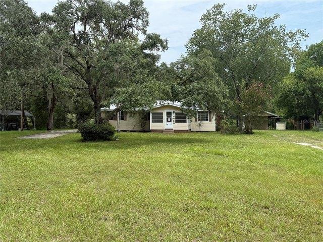 House for sale in Webster, Florida