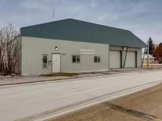 House for sale in Alix, Alberta