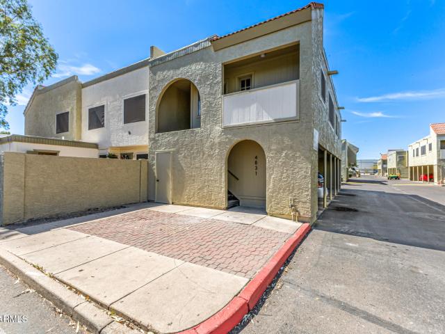 Condo for sale in Glendale, Arizona