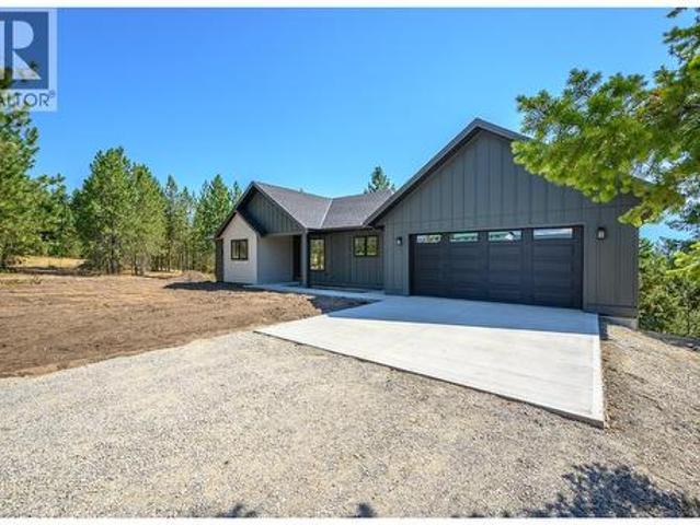 House for sale in Spallumcheen, British Columbia