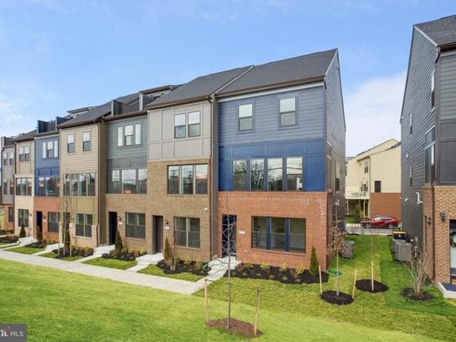 Townhouse for sale in Lanham, Prince George's County