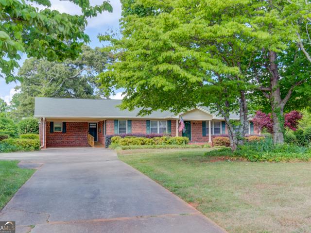 House for sale in Oakwood, Georgia