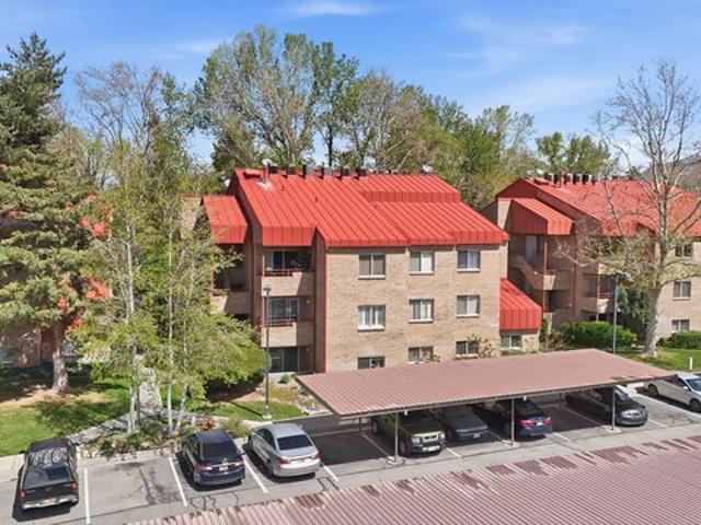 Condo for sale in Holladay, Utah