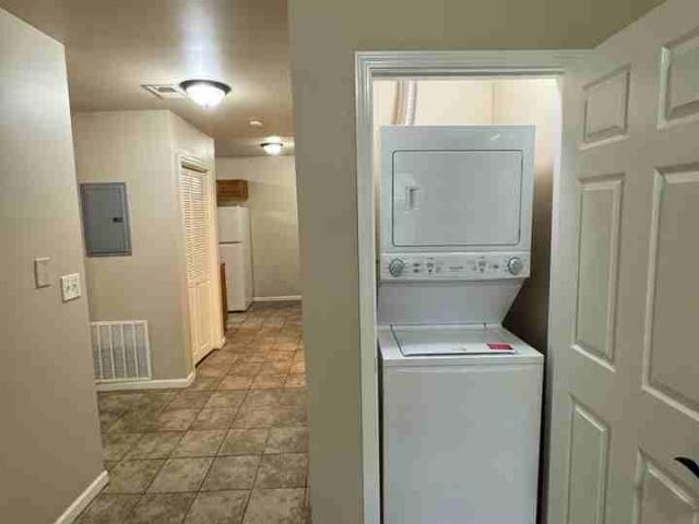Apartment for rent in Chicago Park, Illinois