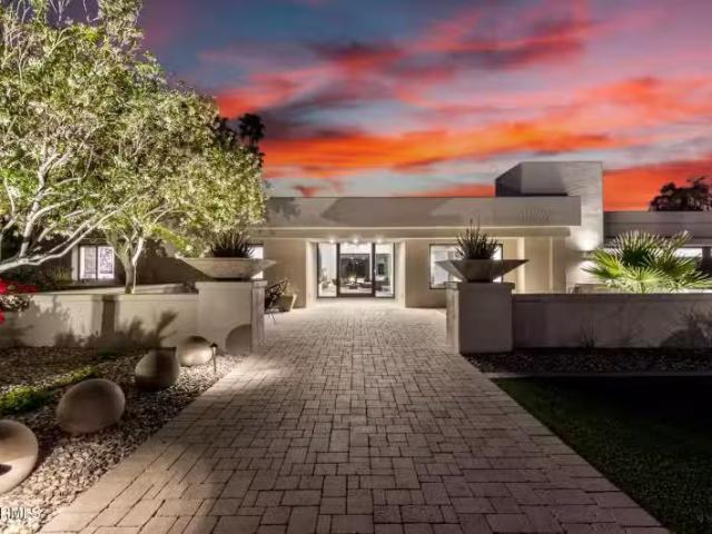 House for sale in Paradise Valley House for sale in Paradise Valley