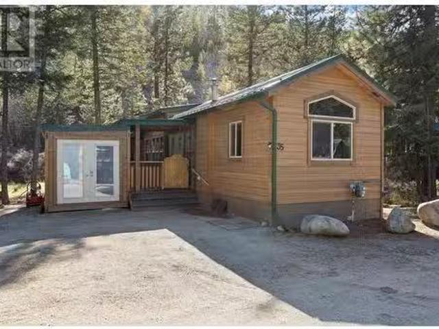 House for sale in Peachland, British Columbia