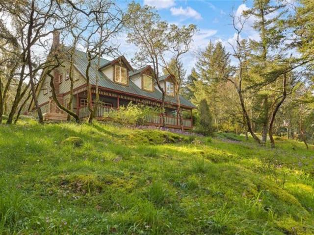 House for sale in Saanich, British Columbia
