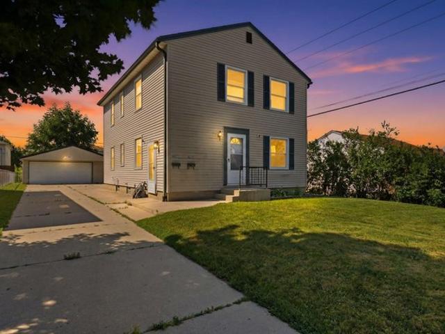 House for sale in Milwaukee, Wisconsin