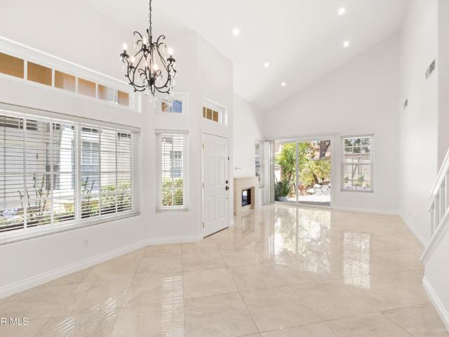 Condo for sale in Oak Park, California