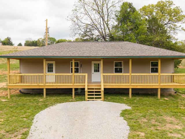 House for sale in Gainesville, Missouri