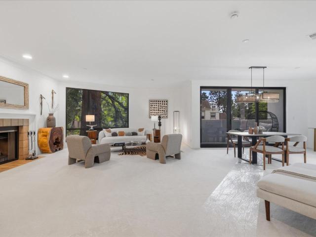 Condo for sale in Palo Alto, California