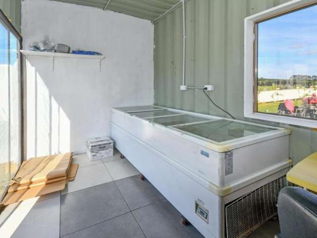 House for sale in Kingseat