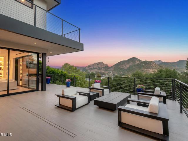 House for sale in Westlake Village, California