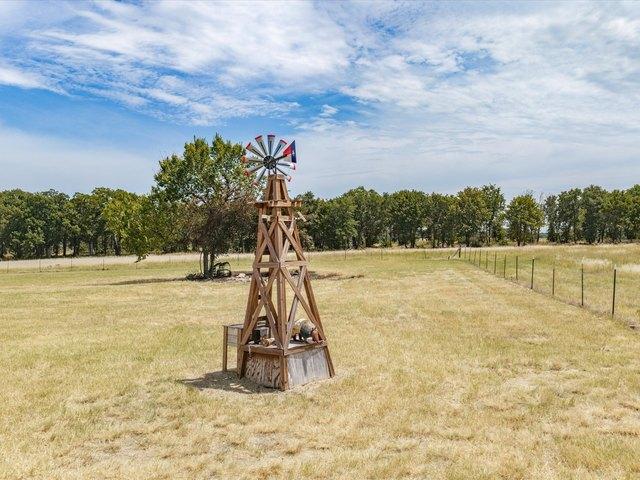Land for sale in Bowie, Texas