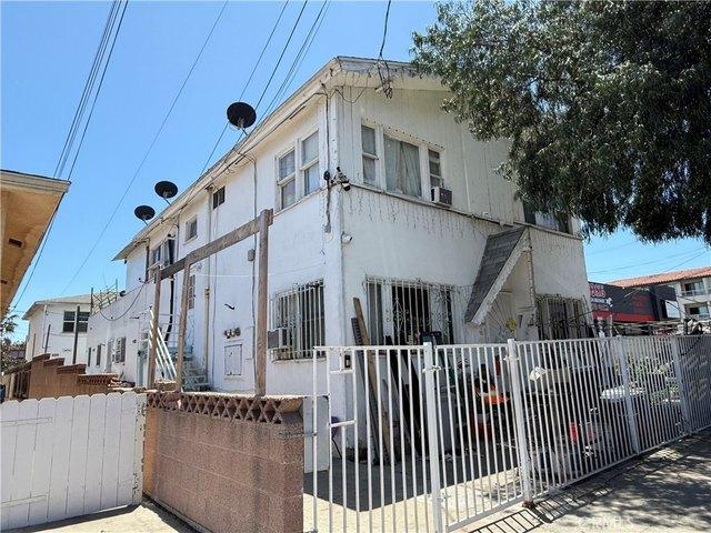 House for sale in Canoga Park, California